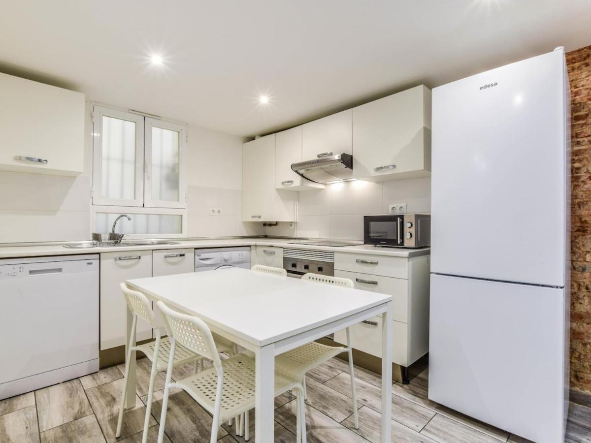 Apartamento En Cuatro Caminos Para 6 Personas Alquiler Temporal Madrid Extérieur photo